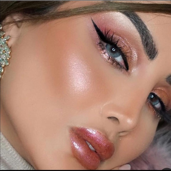 Edge Blue - Picture 5 of 10